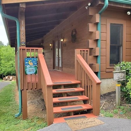 Story Brook: Beautiful True Log Cabin! Close To Dollywood, State Park, And More! Sevierville Exterior photo